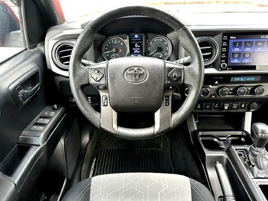 Used 2021 Toyota Tacoma TRD Sport w/ Technology Package AWD/4WD image 21