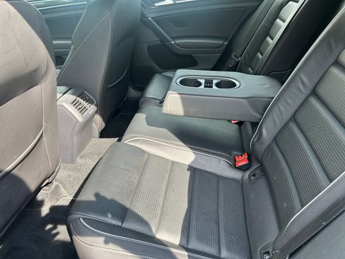 Used 2019 Volkswagen Golf R 4-Door AWD/4WD image 13