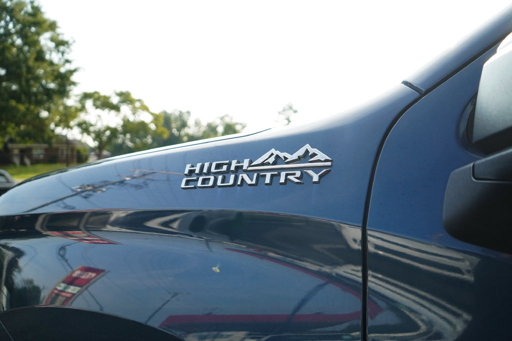 Used 2021 Chevrolet Silverado 1500 High Country AWD/4WD image 24