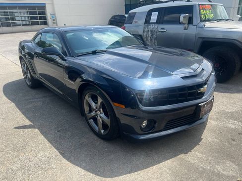 Used 2013 Chevrolet Camaro SS w/ RS Package RWD image 2