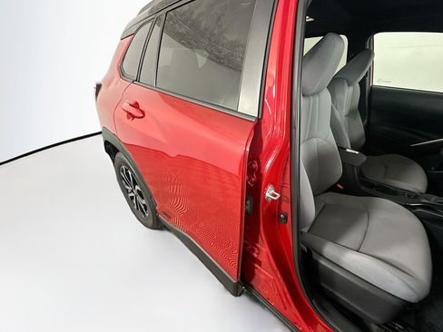 Used 2023 Toyota Corolla Cross AWD Hybrid w/ Moonroof Package image 28