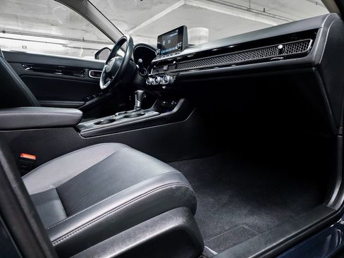 Certified 2022 Honda Civic EX-L image 37