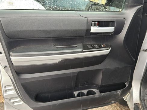 Used 2020 Toyota Tundra SR5 w/ TRD Off-Road Package AWD/4WD image 7