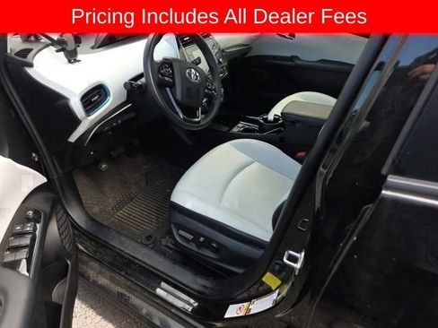 Used 2022 Toyota Prius XLE w/ Premium Convenience Package FWD image 7