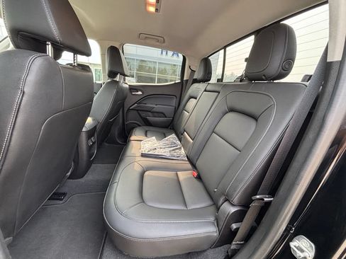 Used 2019 Chevrolet Colorado Z71 AWD/4WD image 13