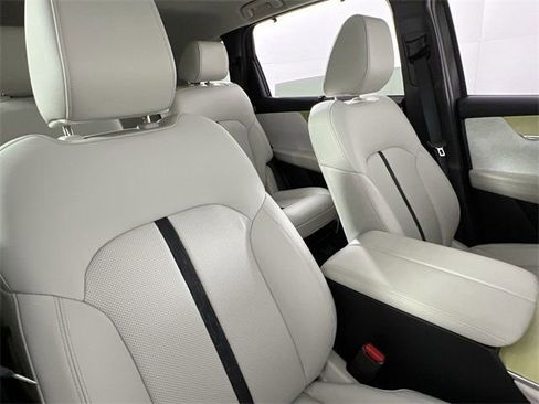 Used 2025 MAZDA CX-90 3.3 Turbo S w/ Premium Plus image 24