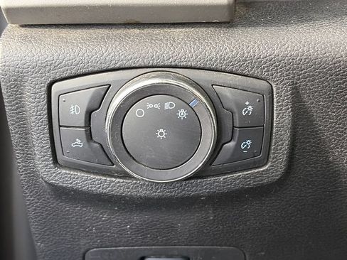 Used 2018 Ford F250 Lariat w/ Lariat Value Package AWD/4WD image 24