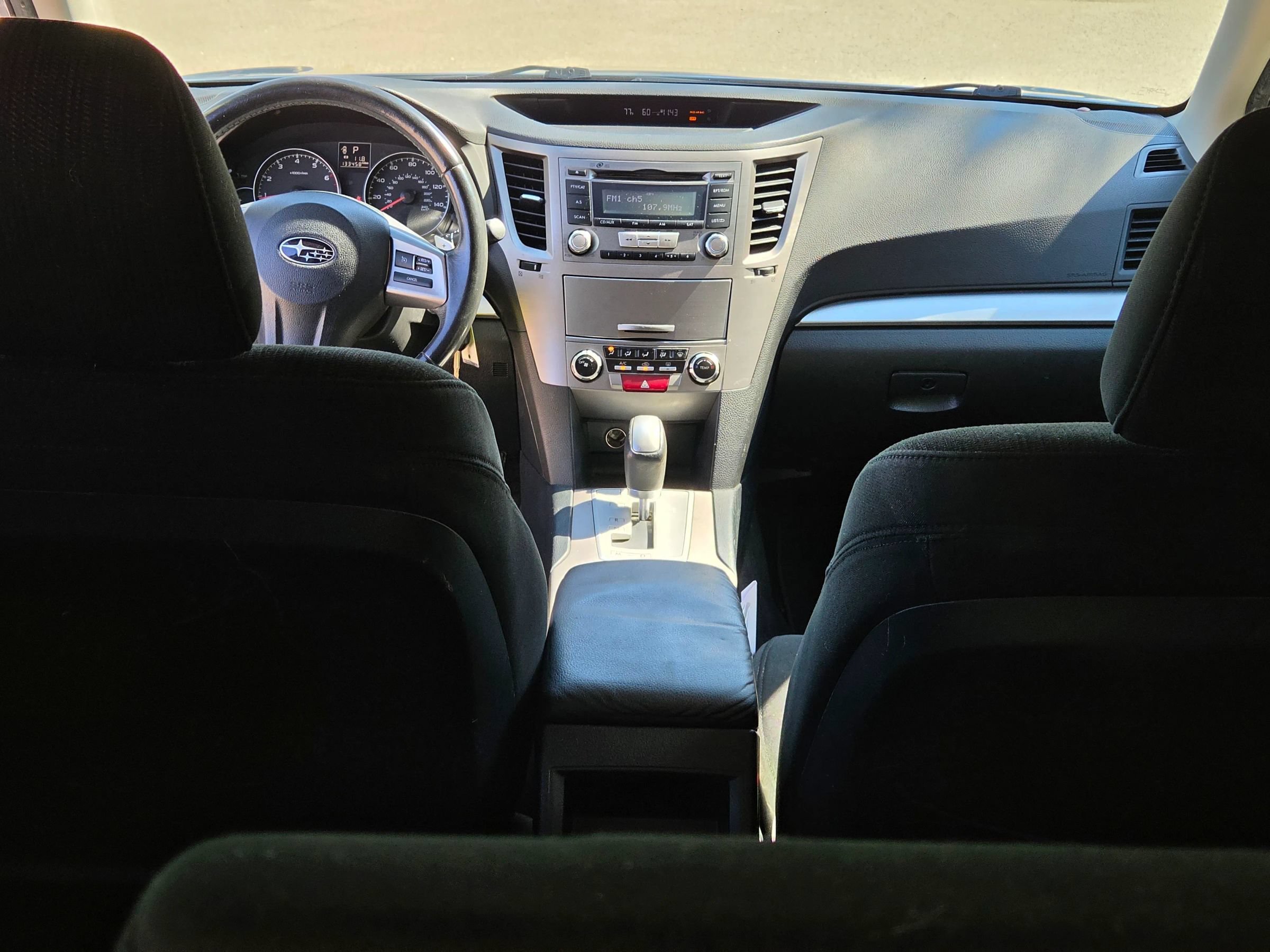 Used 2013 Subaru Outback 2.5i Premium w/ All-Weather Pkg AWD/4WD image 24