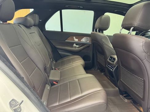 Used 2021 Mercedes-Benz GLE 350 4MATIC image 19