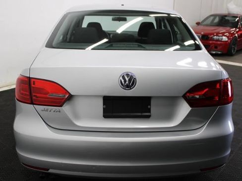 Used 2012 Volkswagen Jetta S FWD image 6