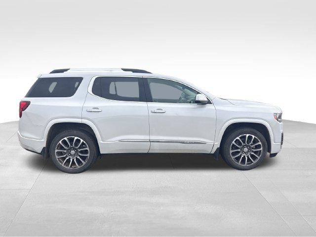 Used 2022 GMC Acadia Denali w/ Denali Ultimate Package AWD/4WD image 7