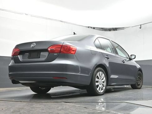 Used 2014 Volkswagen Jetta SE FWD image 37