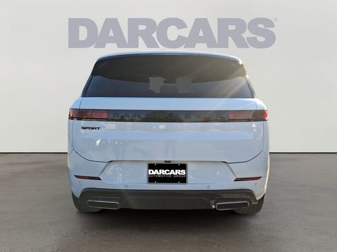 Used 2024 Land Rover Range Rover Sport Dynamic SE image 5