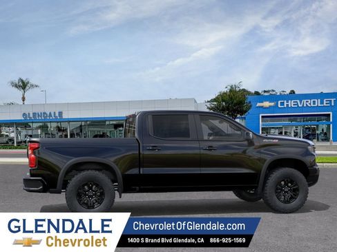 New 2026 Chevrolet Silverado 1500 ZR2 AWD/4WD image 5