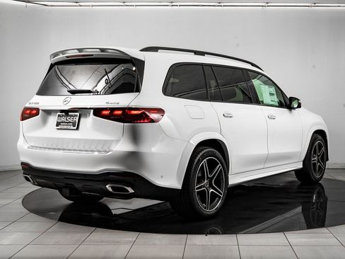 New 2026 Mercedes-Benz GLS 450 4MATIC image 7