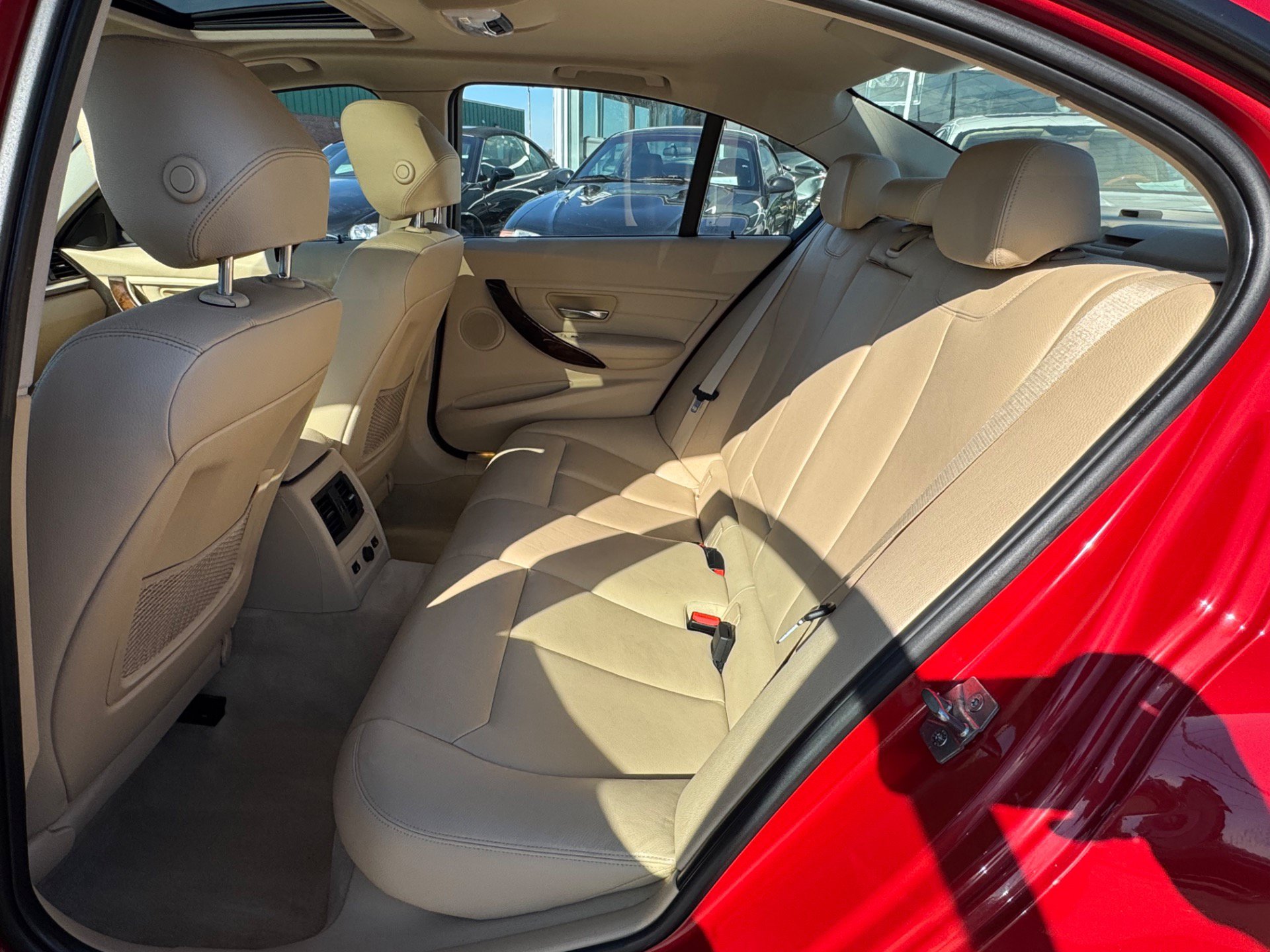 Used 2013 BMW 328i xDrive Sedan AWD/4WD image 7