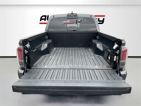 Used 2020 Toyota Tacoma TRD Pro image 28