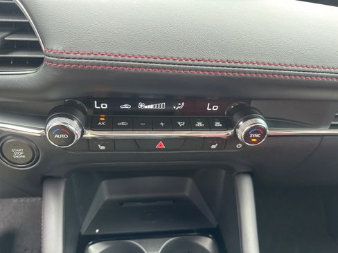 Certified 2025 MAZDA MAZDA3 s image 32