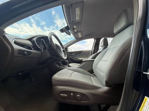 Used 2016 Chevrolet Malibu LT FWD image 8