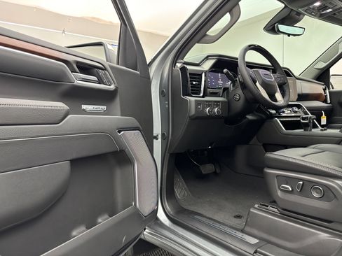 New 2026 GMC Sierra 1500 Denali AWD/4WD image 18