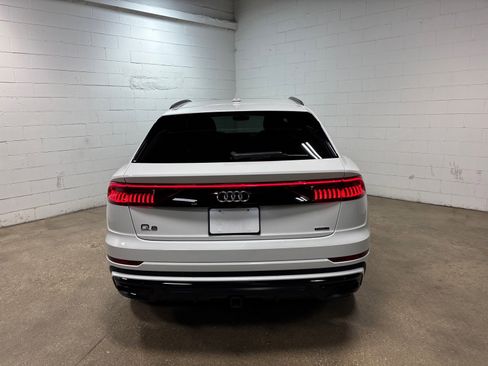Used 2020 Audi Q8 Premium Plus w/ Premium Plus Package AWD/4WD image 8