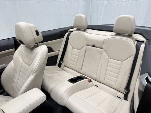 Used 2023 BMW 440i xDrive M440i xDrive w/ Premium Package image 22