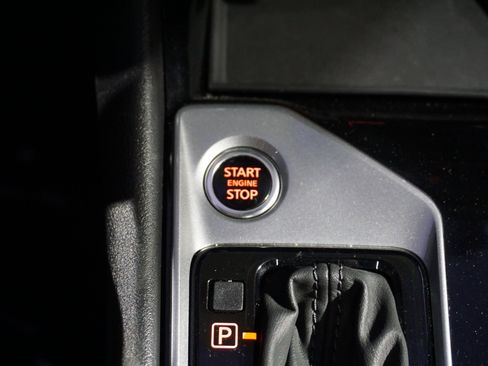 Used 2024 Nissan Altima 2.5 SV image 11