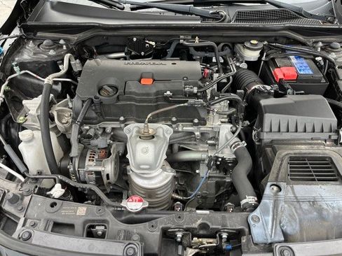 Used 2024 Honda Civic Sport image 5