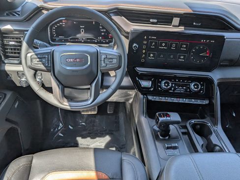 Certified 2025 GMC Sierra 1500 AT4 w/ Technology Package AWD/4WD image 16