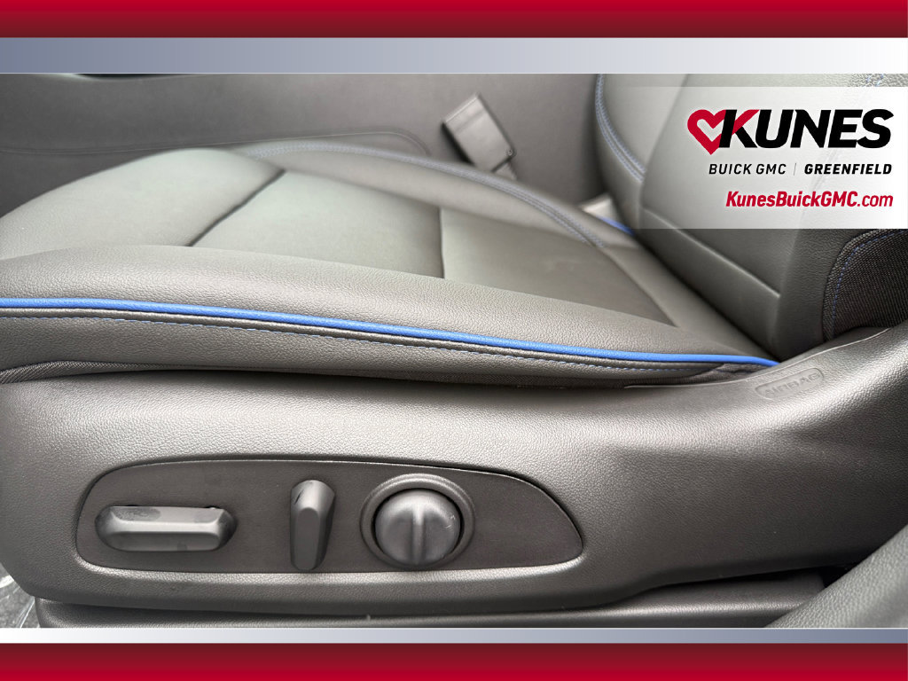 New 2026 Buick Envista Sport Touring w/ Convenience I Package FWD image 18