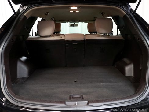 Used 2017 Hyundai Santa Fe Sport image 29