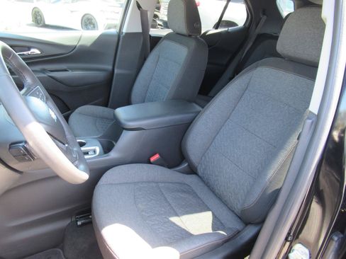 Used 2022 Chevrolet Equinox LT FWD image 20