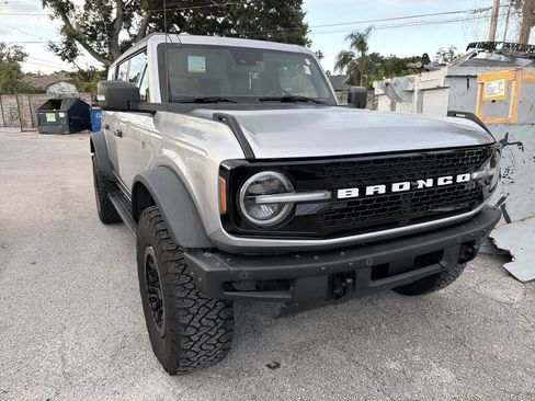Used 2022 Ford Bronco 4-Door AWD/4WD image 4