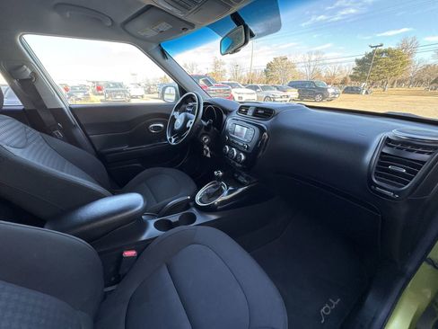 Used 2015 Kia Soul ! image 26