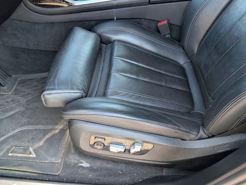 Used 2020 BMW X7 xDrive40i w/ Premium Package AWD/4WD image 6