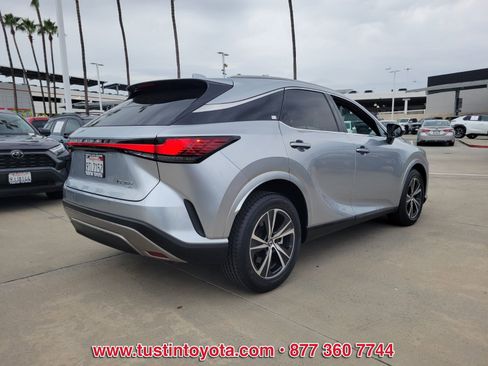 Used 2023 Lexus RX 350 AWD image 4