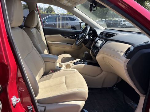 Used 2017 Nissan Rogue SL AWD/4WD image 5