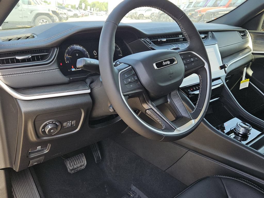 New 2026 Jeep Grand Cherokee Limited AWD/4WD image 22