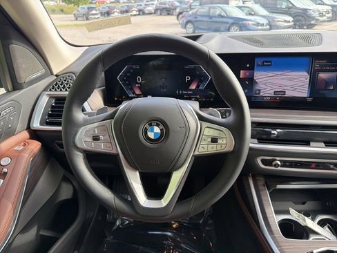 Certified 2023 BMW X7 xDrive40i w/ Executive Package image 13