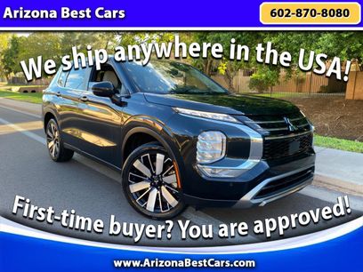 Used 2025 Mitsubishi Outlander SE