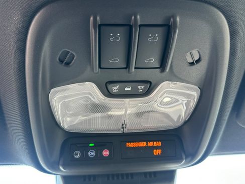 Used 2026 GMC Canyon AT4X w/ AT4X AEV Edition AWD/4WD image 22