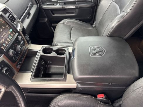 Used 2015 RAM 2500 Laramie w/ Convenience Group image 50