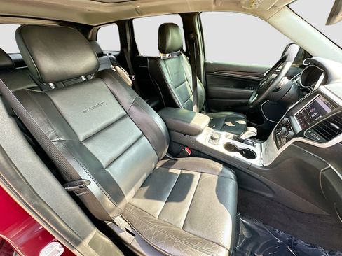Used 2018 Jeep Grand Cherokee Summit w/ Platinum Series Group AWD/4WD image 32
