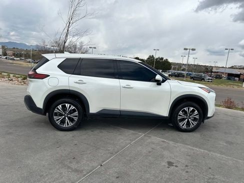 Used 2021 Nissan Rogue SV AWD/4WD image 9