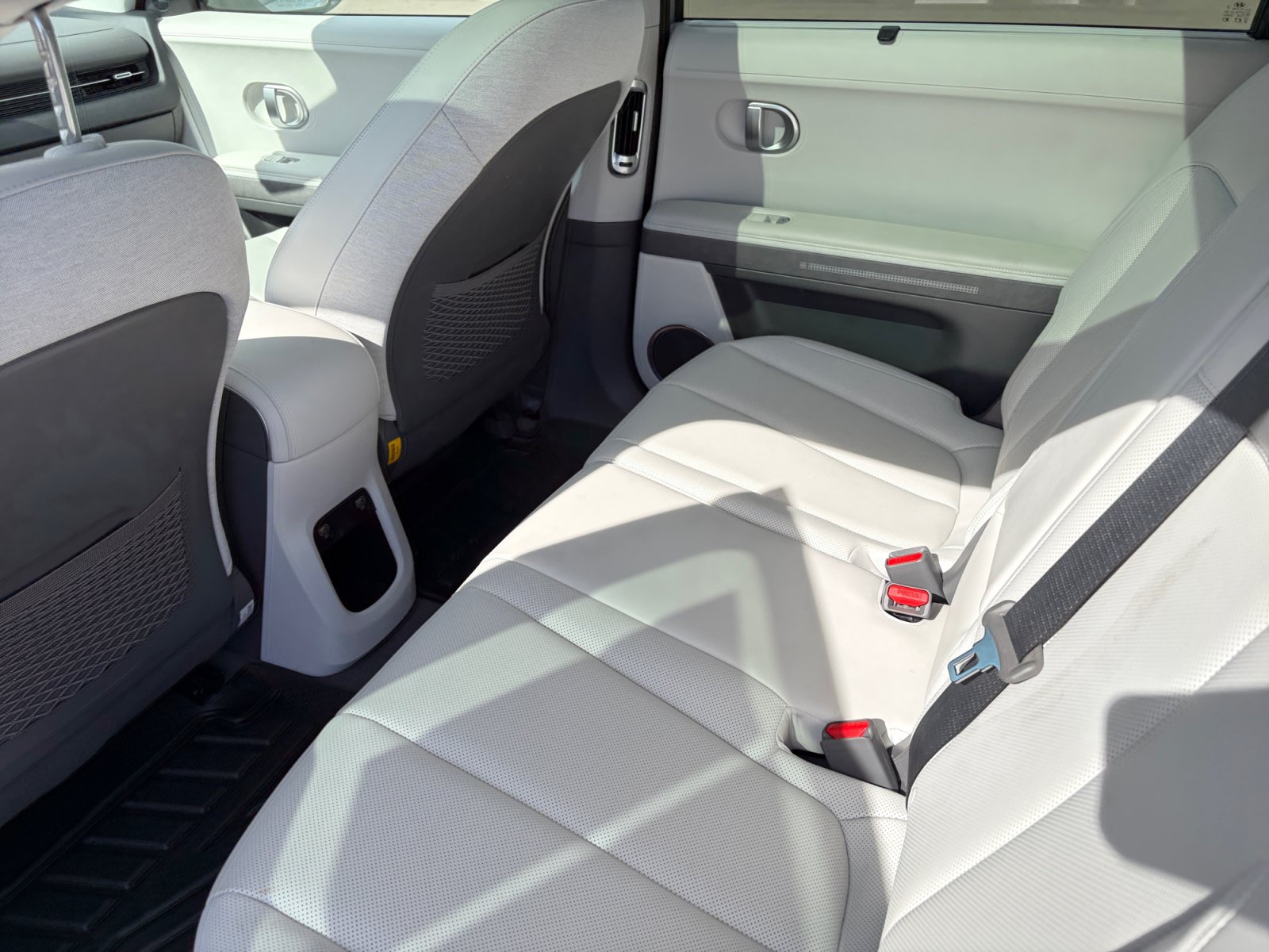 Certified 2024 Hyundai Ioniq 5 Limited AWD/4WD image 17