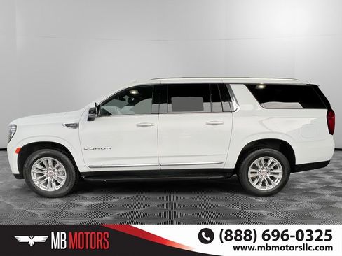 Used 2023 GMC Yukon XL SLT image 9