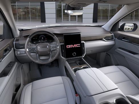 New 2026 GMC Acadia Denali w/ Super Cruise Package AWD/4WD image 39