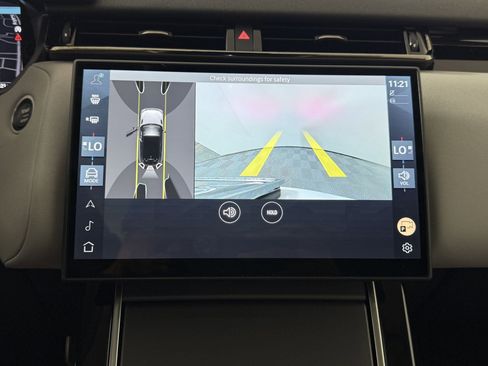 Used 2025 Land Rover Range Rover Velar Dynamic SE image 24