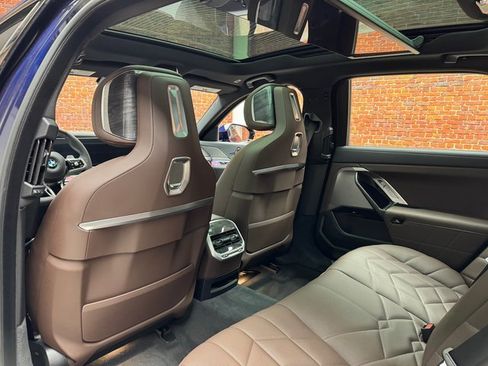 Used 2026 BMW 740i xDrive image 24