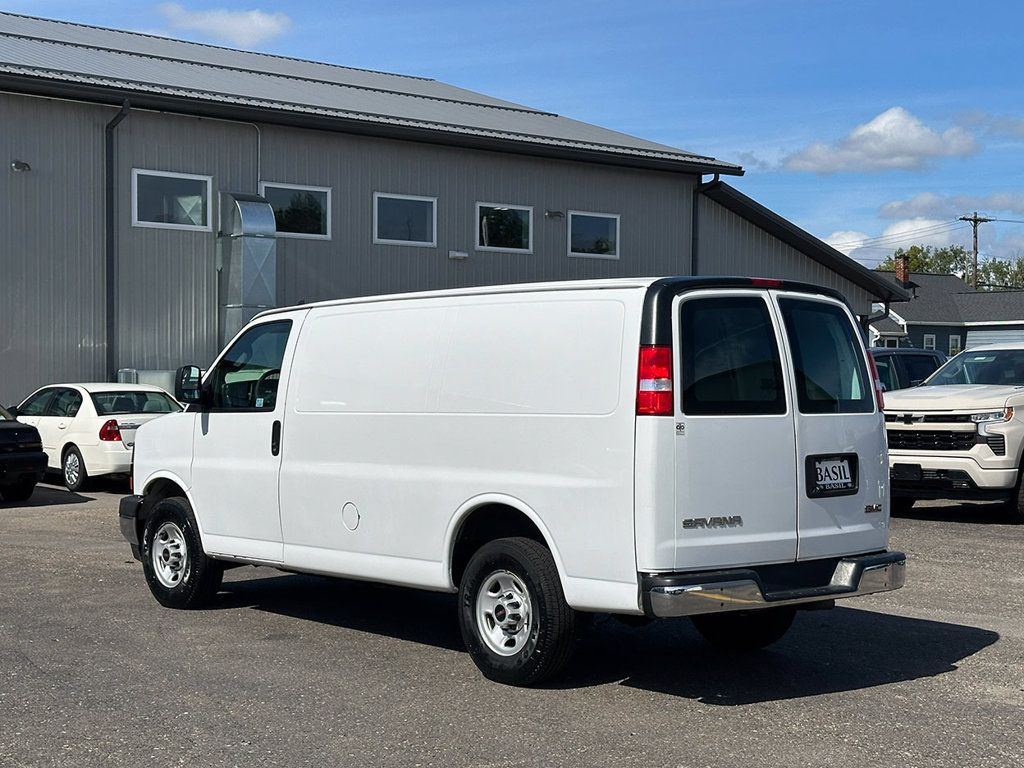 Used 2019 GMC Savana 2500 w/ Driver Convenience Package RWD image 11
